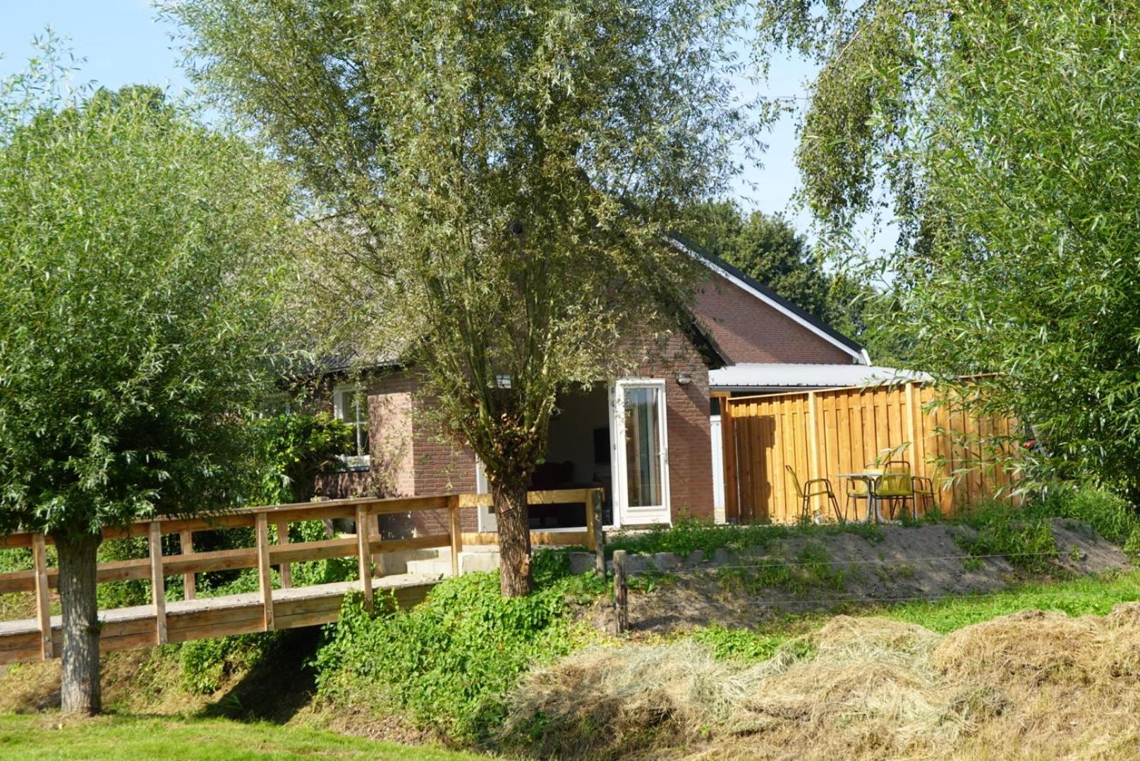 De Knotwilg Villa Loon op Zand Exterior foto